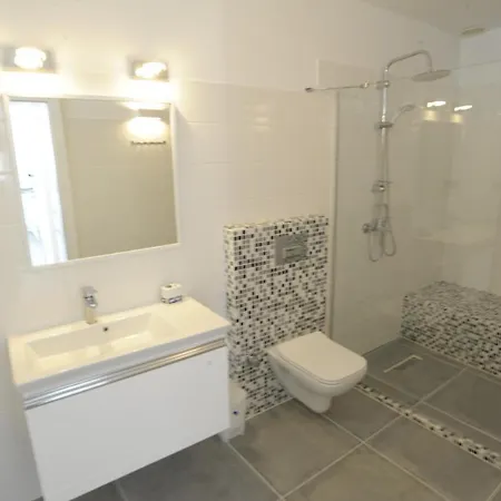 Villa Guzel Elma Kas